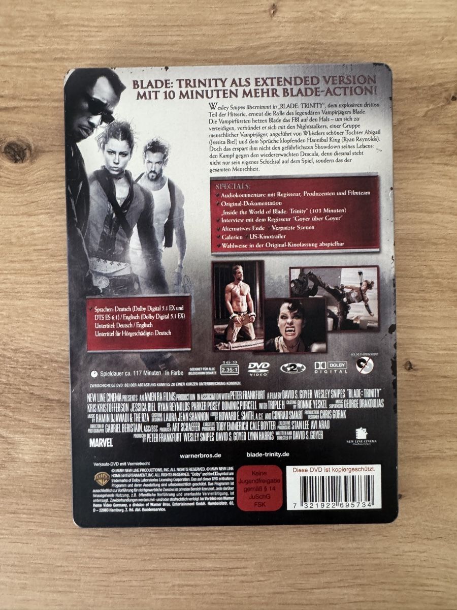 Tutti i DVDs: Blade Trinity DVD Steelbook Extended Version - Top! – Usato da Biberist venduto da etesummer 1