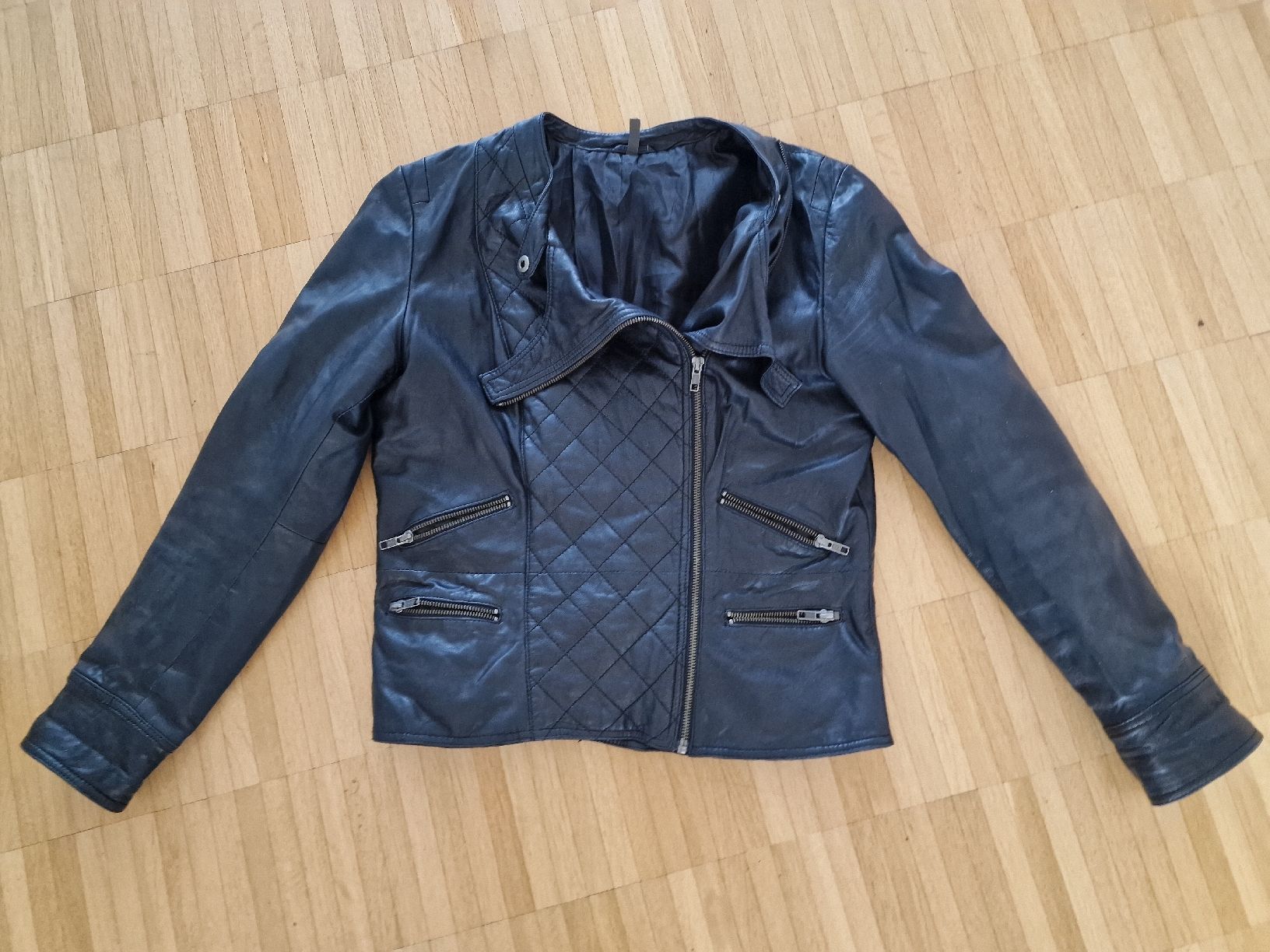 Nafnaf Jacken: Stylische Naf Naf Lederjacke  Grösse 40 – Gebraucht aus Laufenburg von megane1959 6