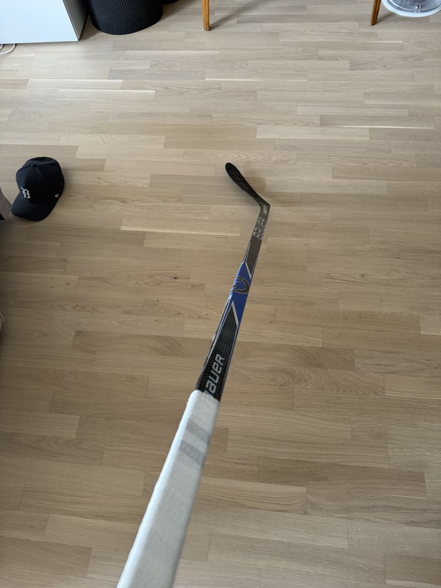 Bauer Bastoni & Pale: Bauer Proto 2 Custom Hockey sticks – Usato da Dübendorf venduto da dan_7mxl 3