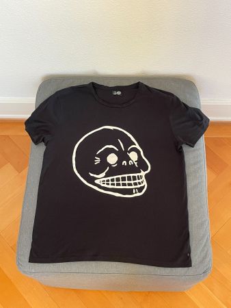 CHEAP MONDAY T-SHIRT NOIR TÊTE DE MORT – TAILLE L