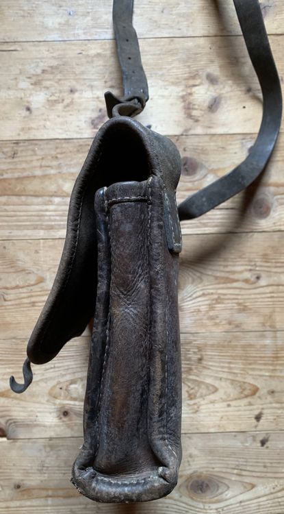 Ledertasche der CH Armee 5