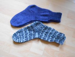 2 Paar Wollsocken Handgestrickt Gr 40/41