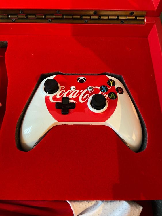 Xbox One Controller Cola Edition (Gebraucht) in Zürich für CHF 25 – mit ...