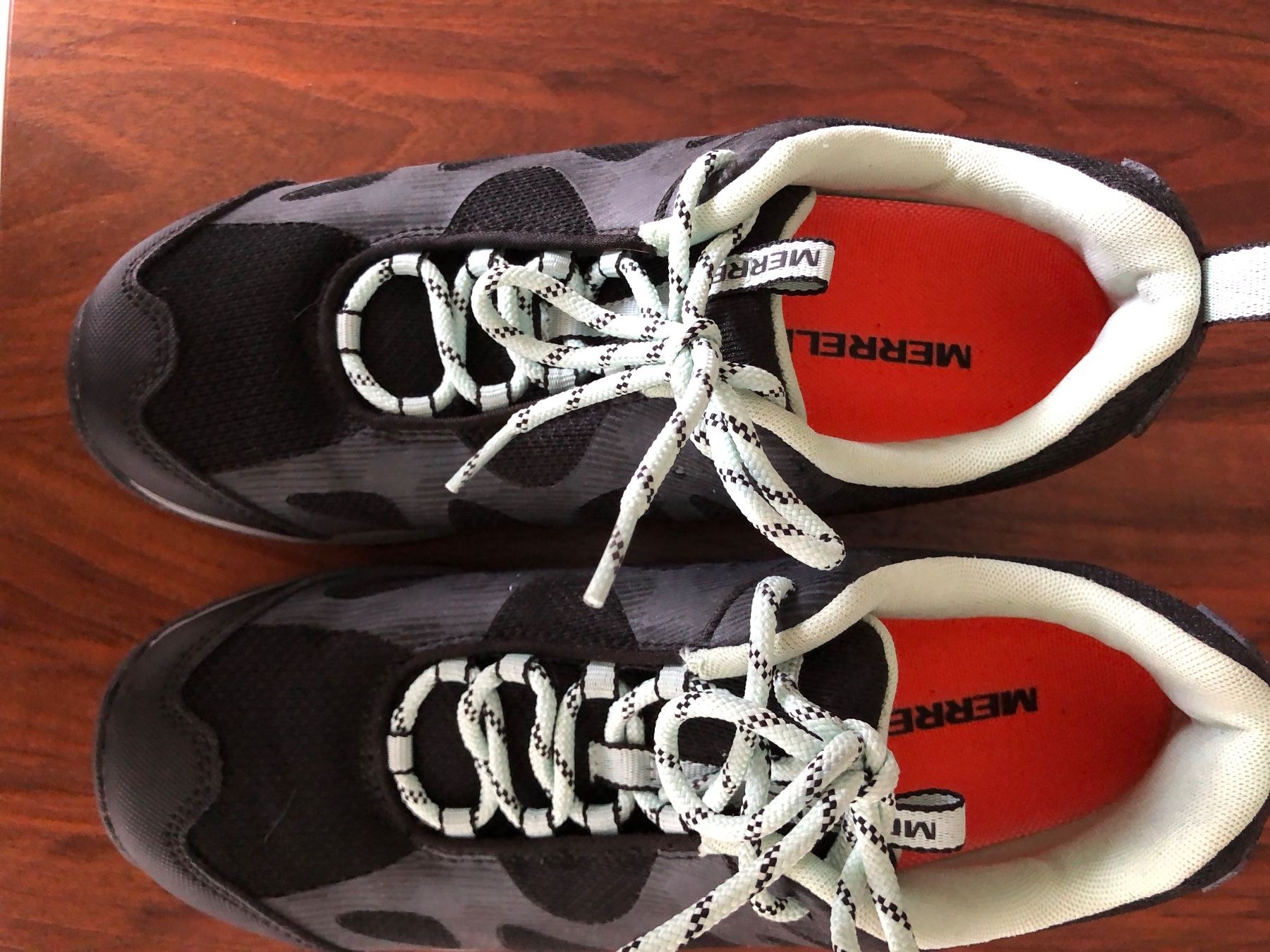 Merrell Scarpe da donna: Merrell Wanderschuh,Gr. 38, neuwertig – Usato da Wettingen venduto da Bojanic8 1