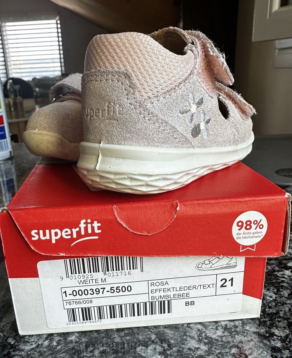 Superfit Schuhe für Mädchen: Superfit Sandalen Grösse 21 – Neu (gemäss Beschreibung) aus Schwarzenbach LU von Niinaa__ 1