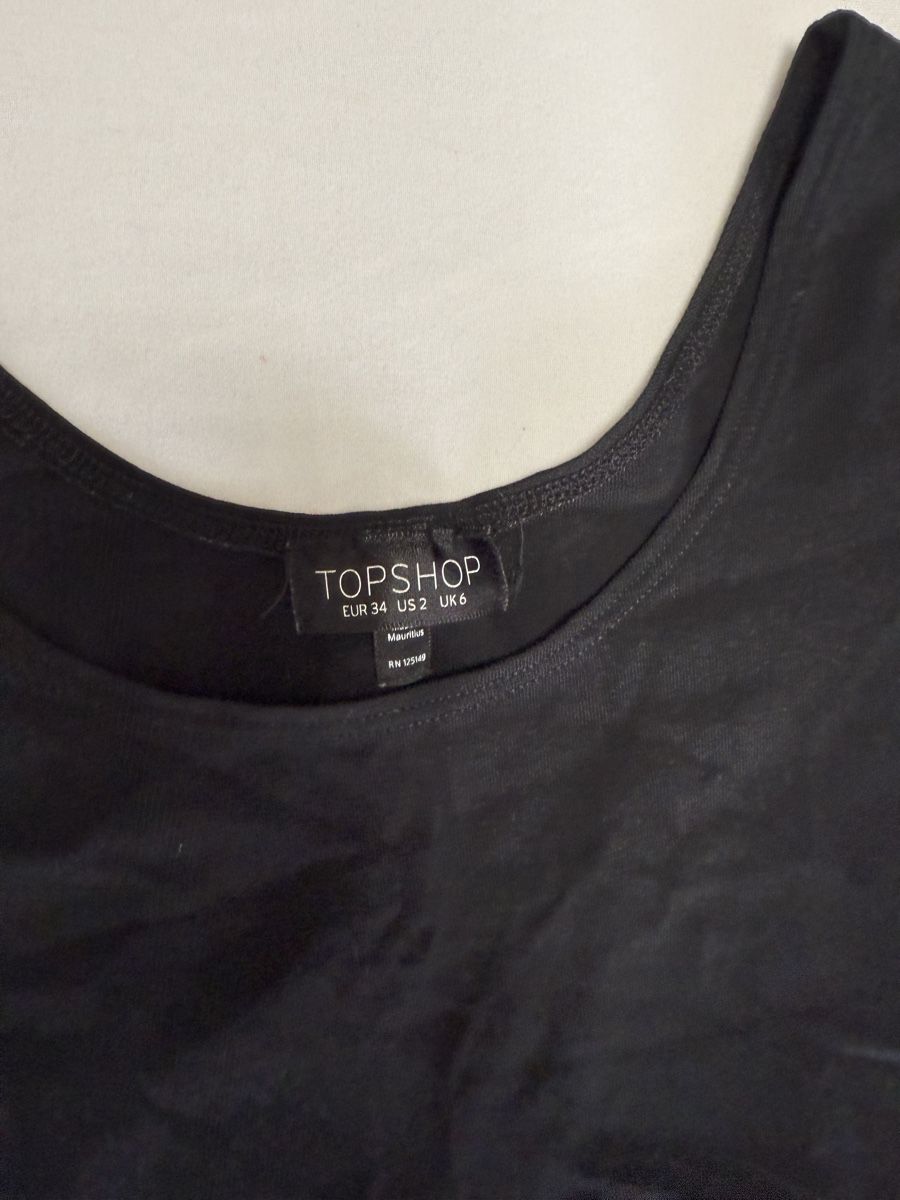 Topshop Tops: TOPSHOP CROP TOP GR. 34 – Gebraucht aus Winterthur von fij_f65r 1