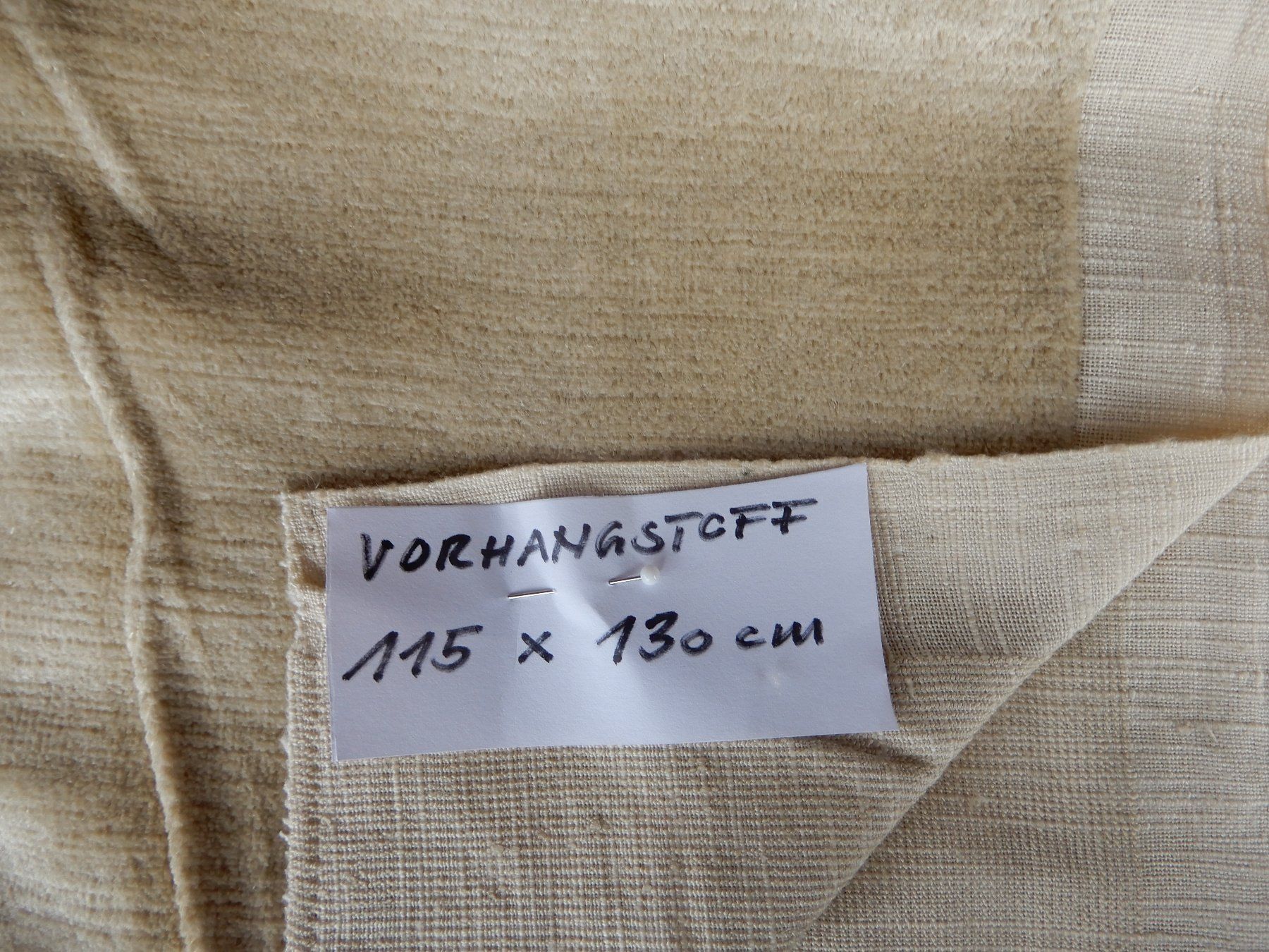 Tessuti: 4 TEILE REST VORHANGSTOFFE – Usato da Huttwil venduto da Kunterbuntli 1