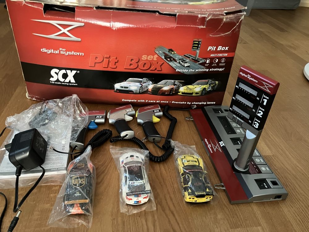 SCX digital Pit Stop set 3 cars 3 controllers (Gebraucht) in Riehen für ...