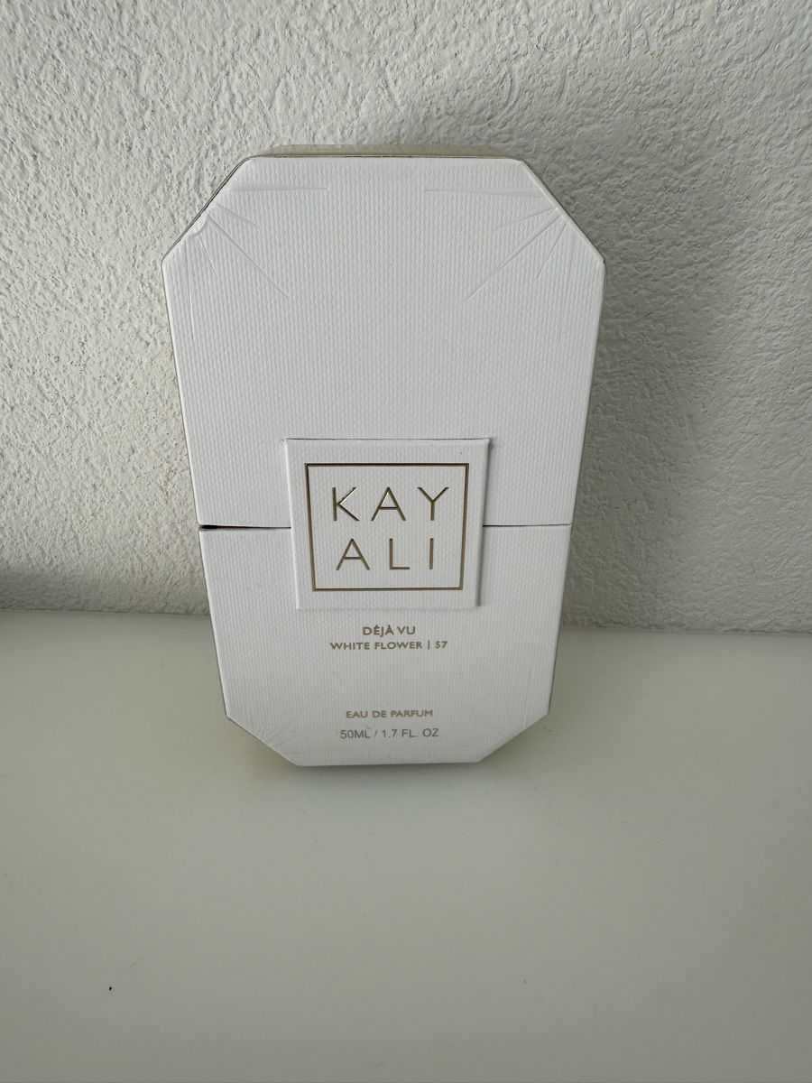 Kayali Profumi & Eau de Toilette: Kayali déjà vu eau de parfum 50ml – Nuovo (secondo la descrizione) da Courgevaux venduto da missceline5