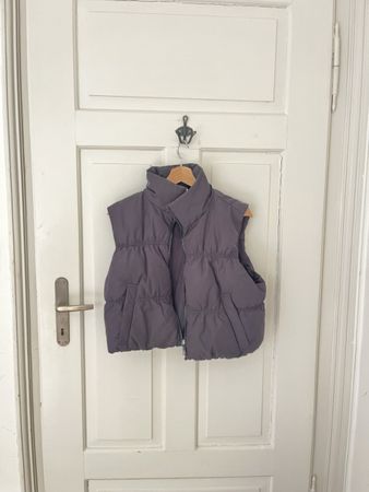 Schwarze Steppweste – H&M Divided – Grösse M
