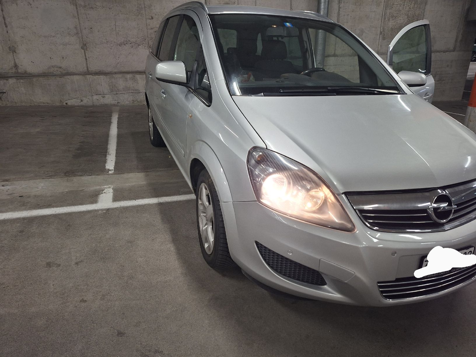 Opel Automobili: Opel Zafira B19TD – Usato da Hombrechtikon venduto da 20soschoen12 1