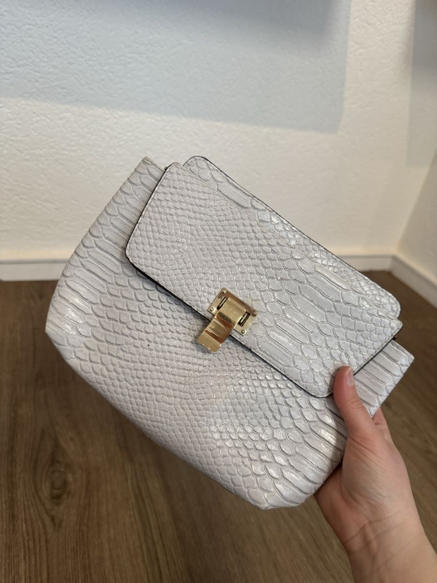 Asos Borse da donna: Asos Clutch Tasche grau weiss – Usato da Fislisbach venduto da KolibriSecondhand