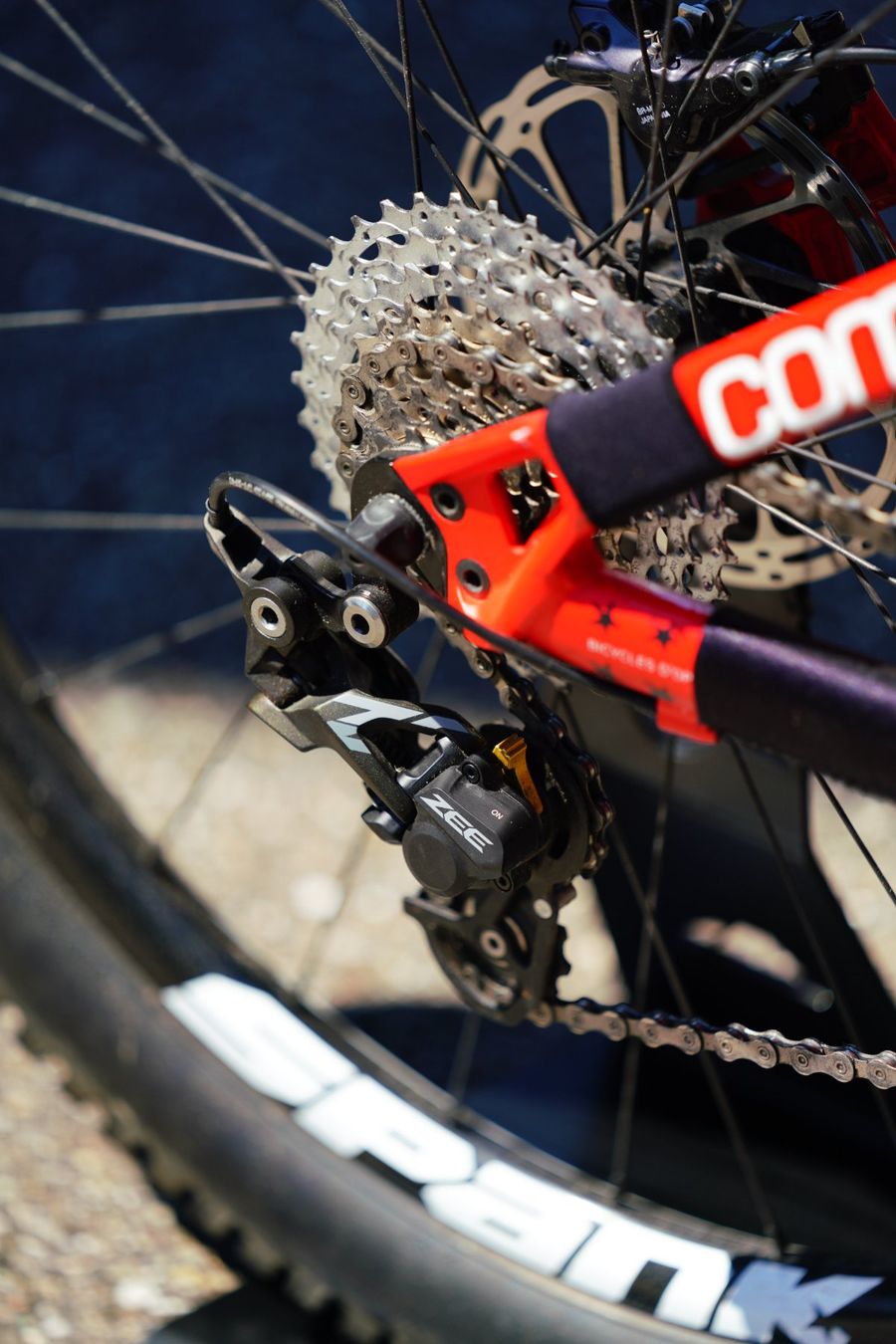 Commencal Biciclette: Commencal Absolut 4X — Custom Nostalgia Build – Usato da Baar venduto da tho_kvv7 3