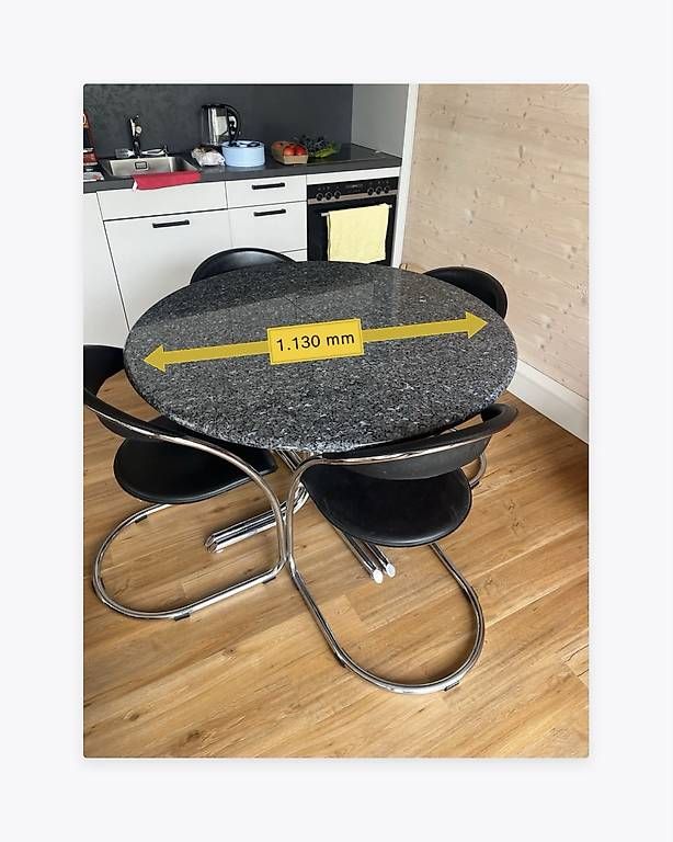 Tavoli: Granittisch mit Metall Fuss  – Usato da Riedstätt venduto da Polebachi