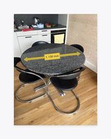 Granittisch mit Metall Fuss 