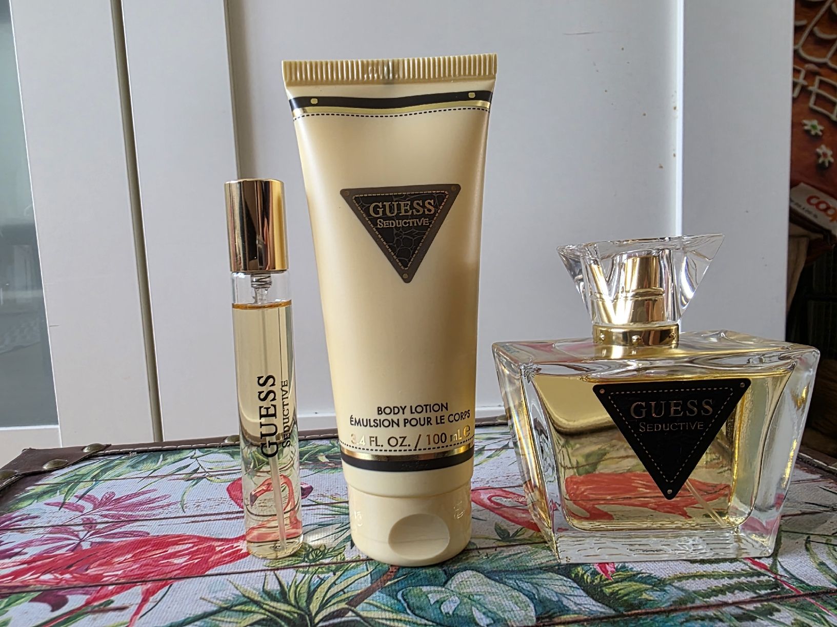 Guess Profumi & Eau de Toilette: Guess Seductive Set: Parfum, Bodylotion & Mini-Spray! – Nuovo (secondo la descrizione) da Horw venduto da Zedy01 2