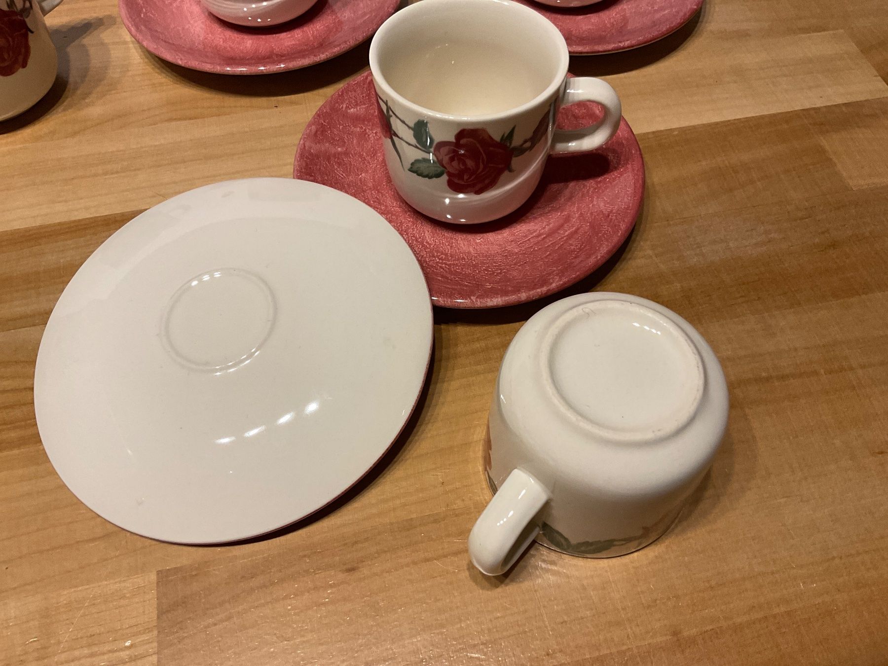 Set di piatti: Kaffeeservice / Mit Rosen Motiv – Usato da Rümlang venduto da baselsale1 2