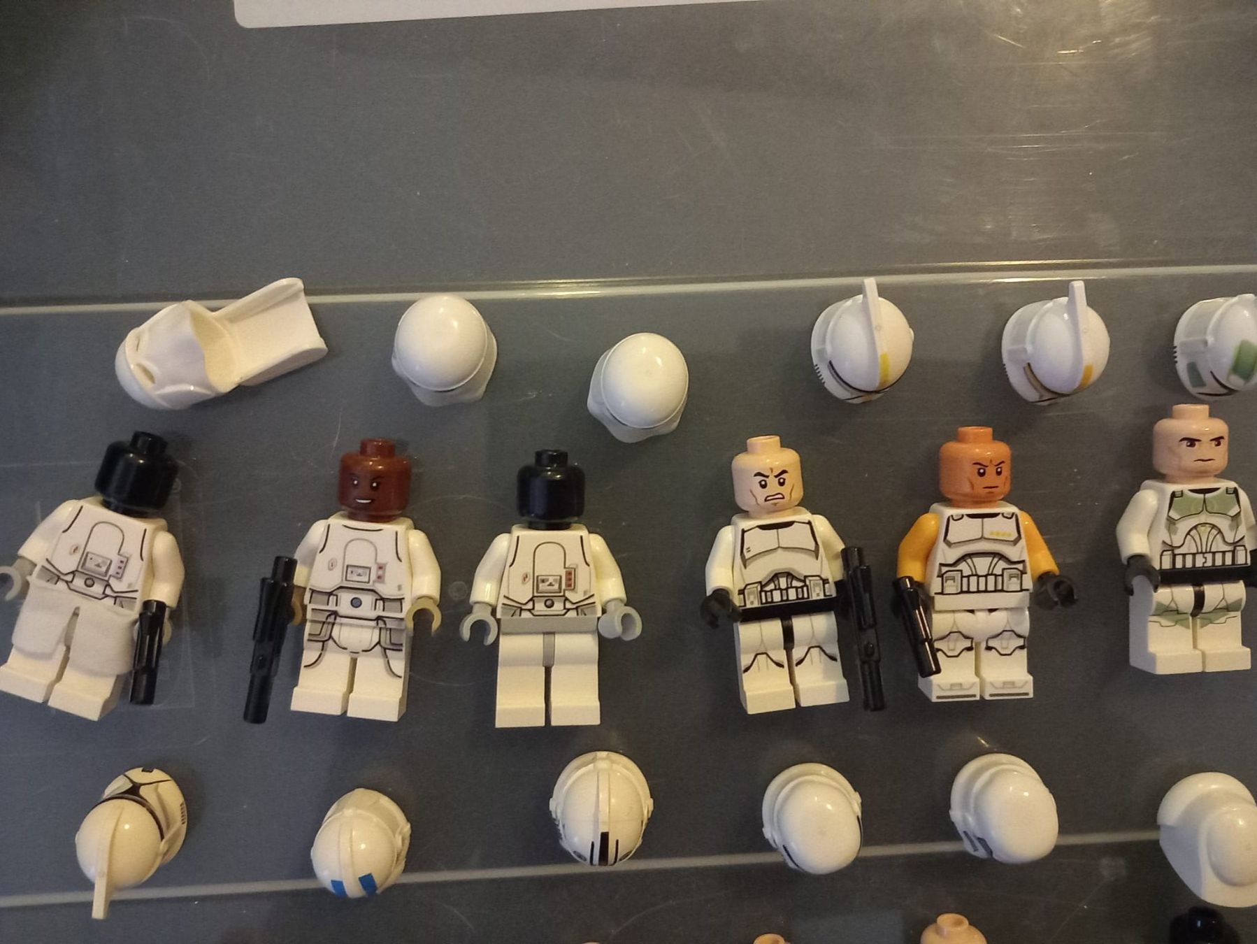 Lego Statuette: 12 Minifiguren Lego Star Wars Clone Trooper, Stormtrooper .. – Usato da Maschwanden venduto da summernight7 7