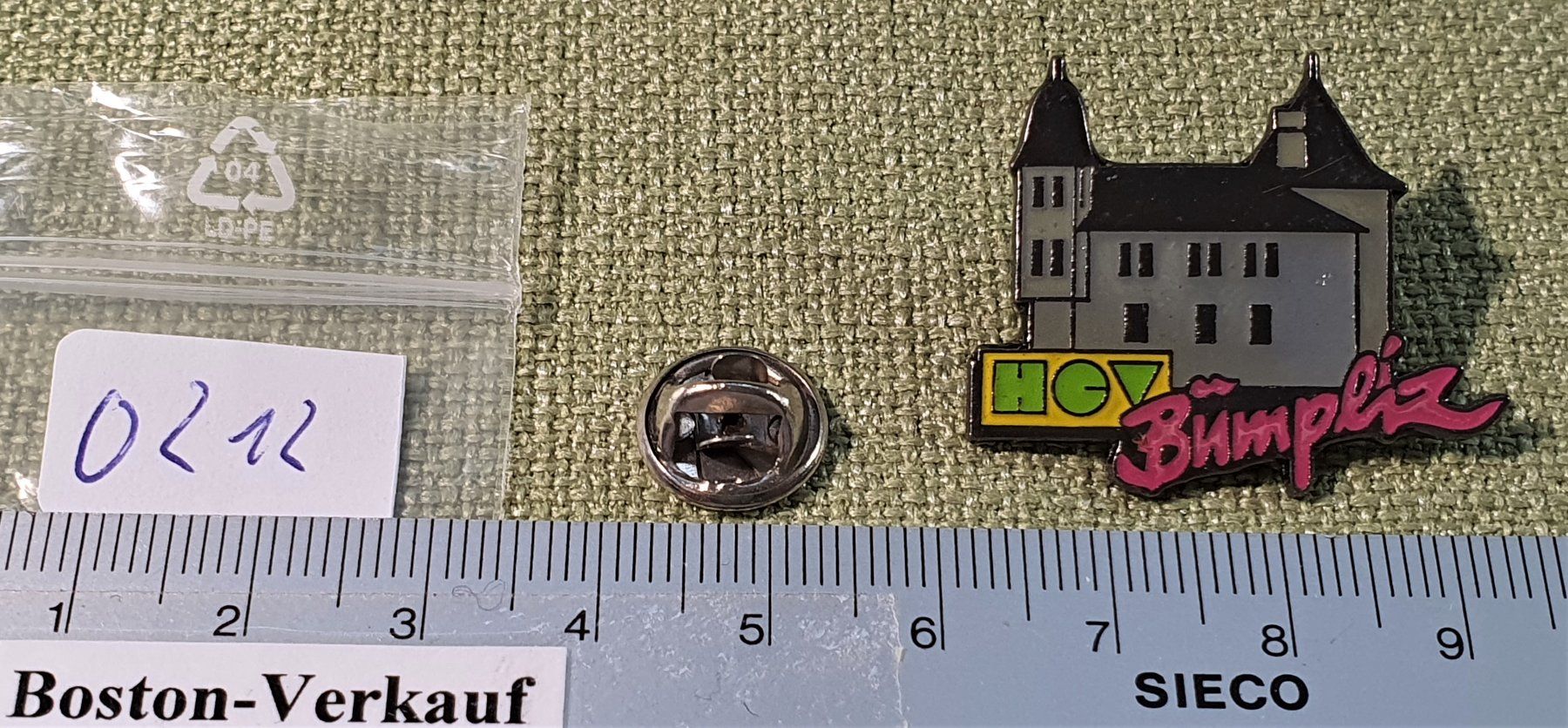 Plaketten & Abzeichen: O212 - Pin Schloss Bümpliz / HEV? – Gebraucht aus Reinach BL von Boston-Verkauf 1