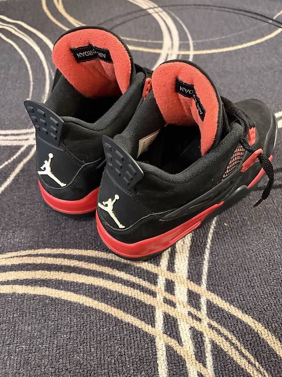 Jordan Herrenschuhe: Jordan 4 Red Thunder – Gebraucht aus Henggart von joe_y85k 1