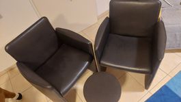 Sessel mit Tisch in schwarz