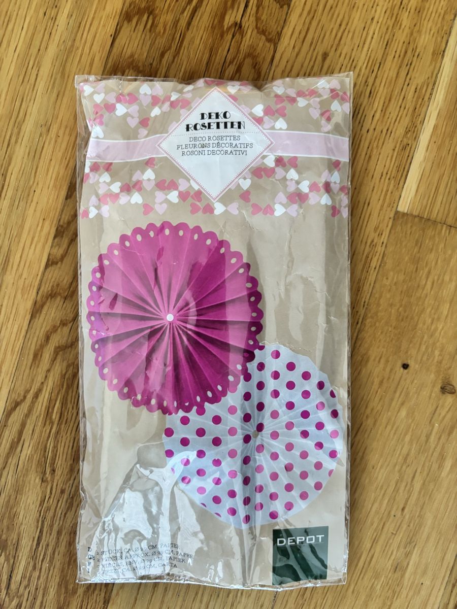 Toutes les décorations: Partyset – Neuf avec emballage d'origine à Zürich par Lilyshop11 2