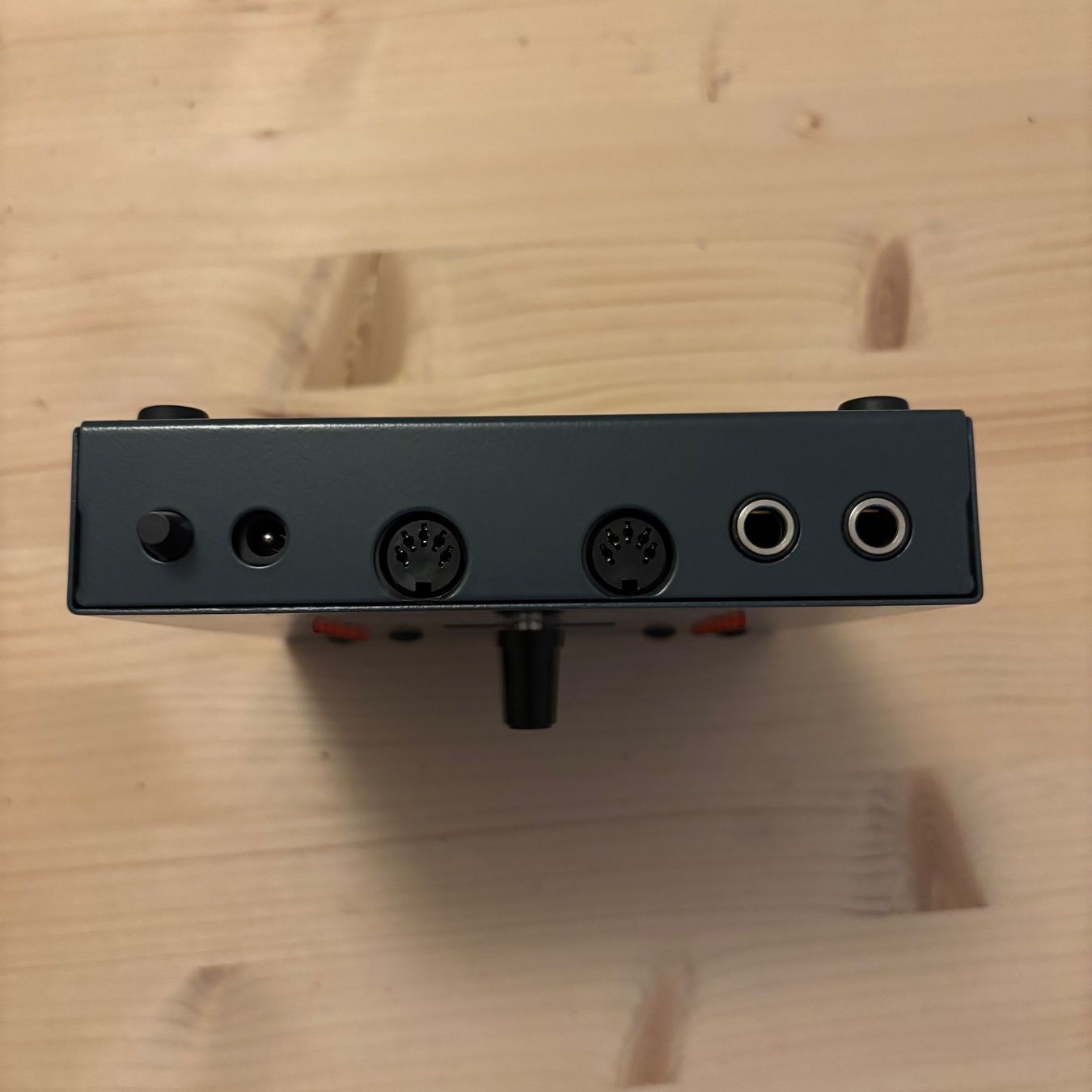 Jomox Strumenti musicali: Jomox MBase 11 Analog Bass Drum Module – Usato da Basel venduto da meerow 2
