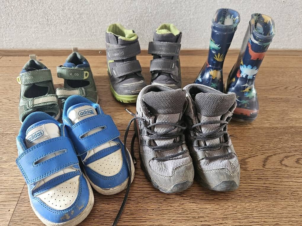 Chaussures garçon: Schuhset 23  – D'occasion à Kiesen par Marie34