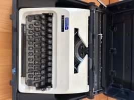 Junior 12 Schreibmaschine
