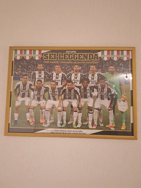 Foto & Immagini: Juventus Fussballmanschaft Bild – Usato da Dintikon venduto da lec_89sx 3