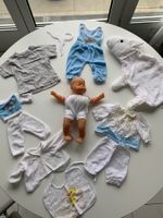 Kinderpuppe mit passender Kleidung (Baby, Kinderspielzeug)