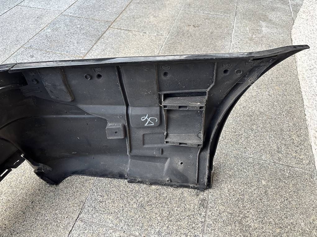 BMW Tutti pezzi di ricambio auto: BMW E36 M-Technik Stossstange original – Usato da Würenlos venduto da Daveness 2