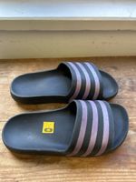 Adidas Badeschuhe schwarz lila Grösse 36 gebrauchter Zustand