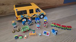 Playmobil City Life Schulbus mit Rollstuhlrampe + Zubehör
