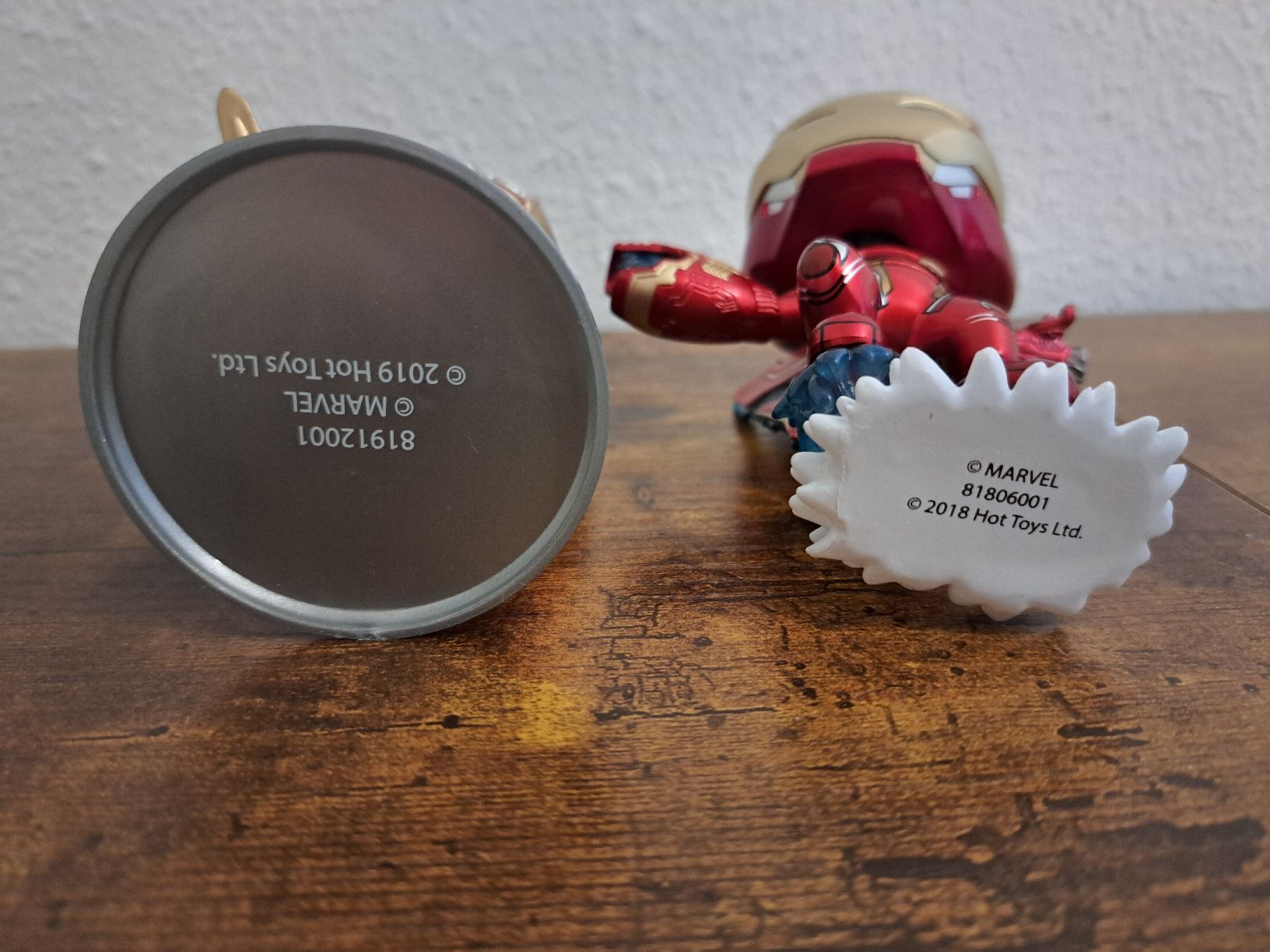 Hot Toys Statuette: Hottoys Cosbaby Marvel Iron Man & Rocket – Nuovo (secondo la descrizione) da Wil SG venduto da RnBFlavoursDarling 3