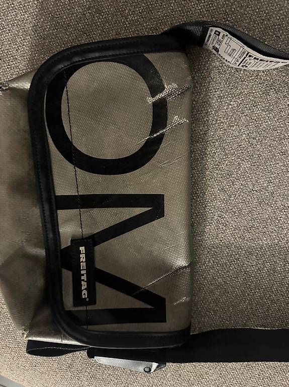 Borse: Borsa freitag – Usato da Massagno venduto da whi_d5bd 1