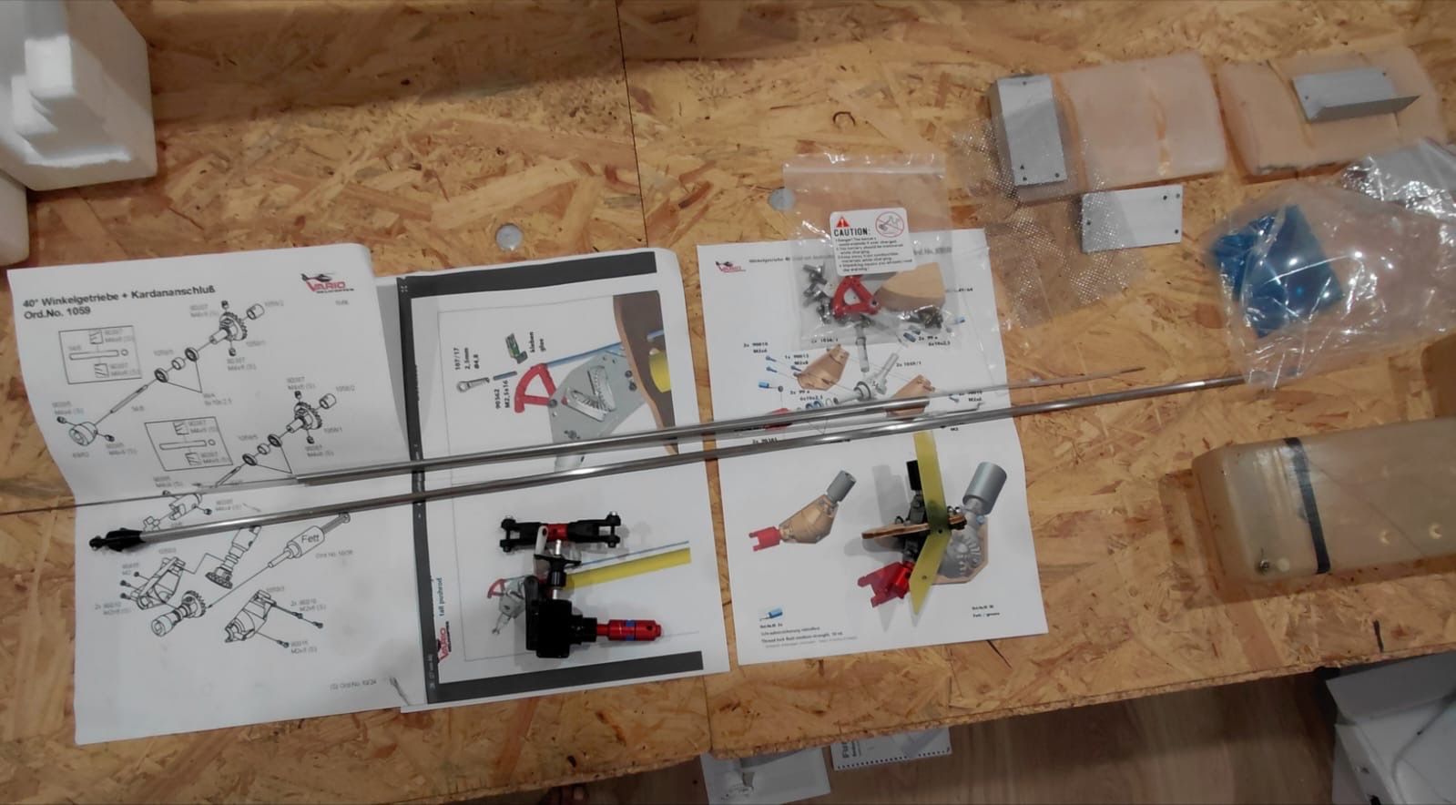 Bell RC Kits de montage: Bell UH-1B – Neuf (Voir description) à Grünen par Joggi161 4