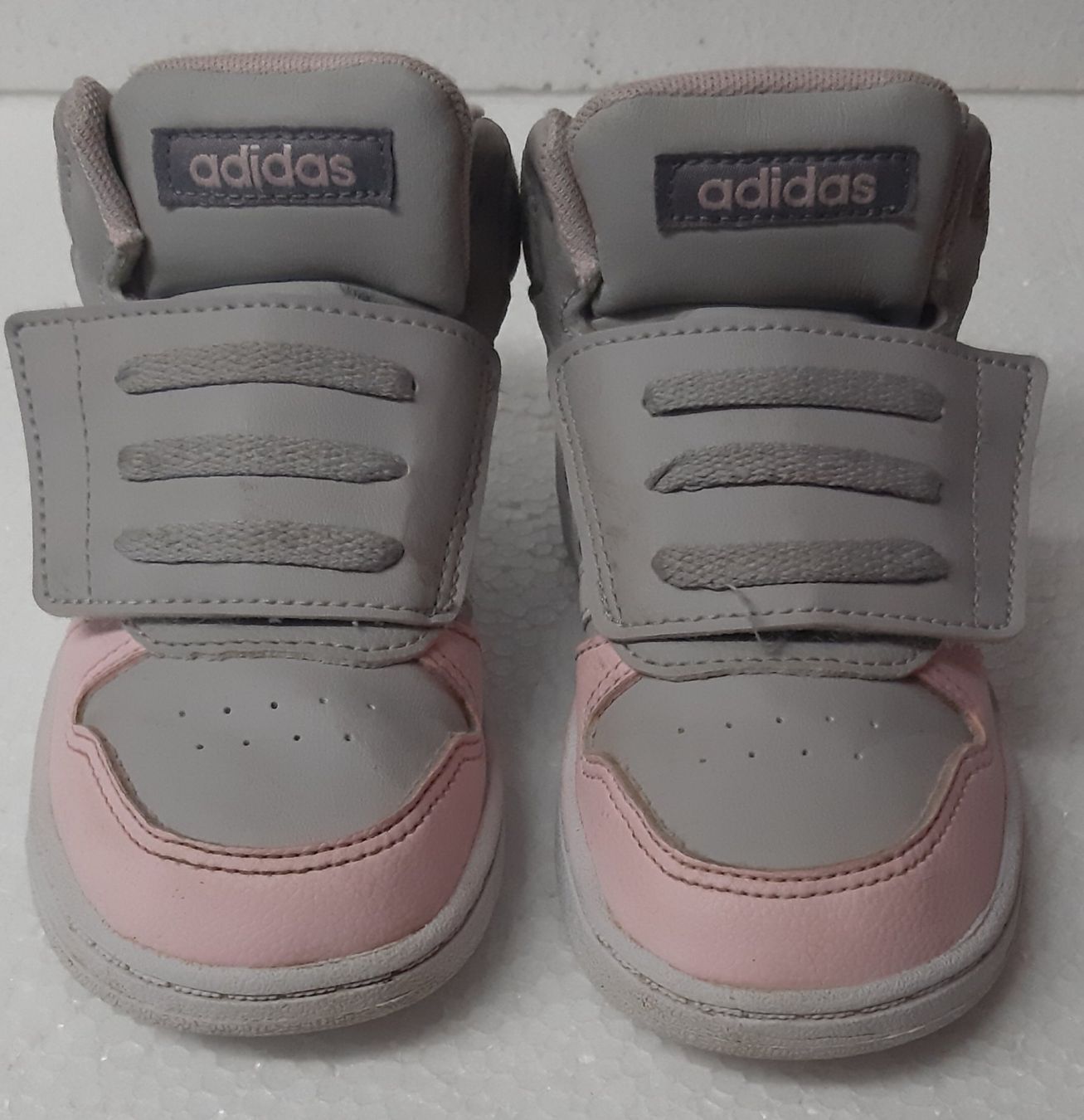 Adidas Scarpe per ragazzi: ADIDAS Sneaker Gr.25 – Usato da Wiler b. Utzenstorf venduto da ryan81 1