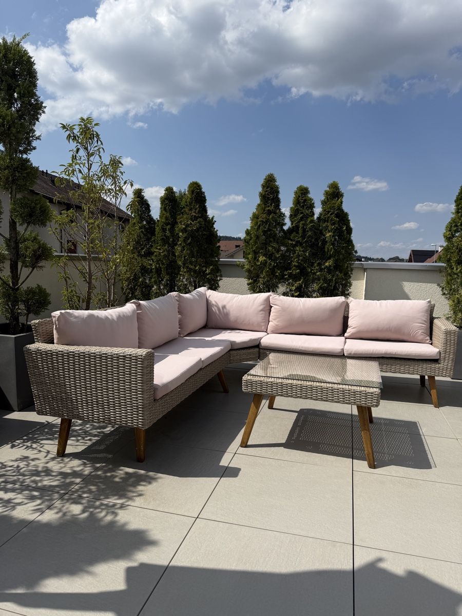 Sofas: Hochwertige Gartenlounge inkl. Tisch – Gebraucht aus Niederwil AG von mar_s9sz