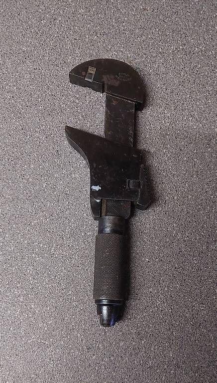 Tous les outils: Ancienne clé réglable  – D'occasion à Morges par pha_9xnc 1