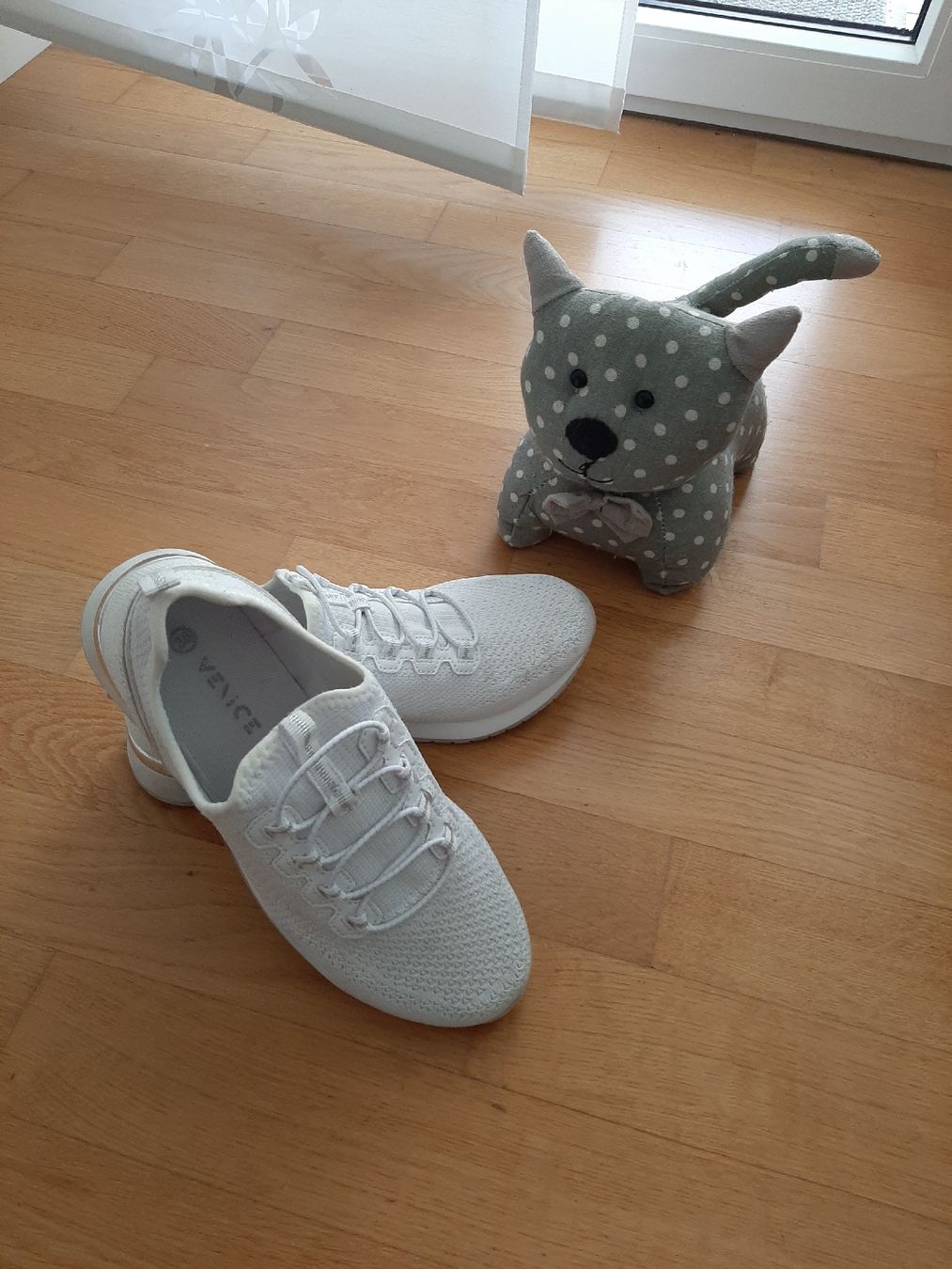 Damenschuhe: Weisse Sneacker Gr. 38 – Neu (gemäss Beschreibung) aus Hochdorf von Amazone0 3