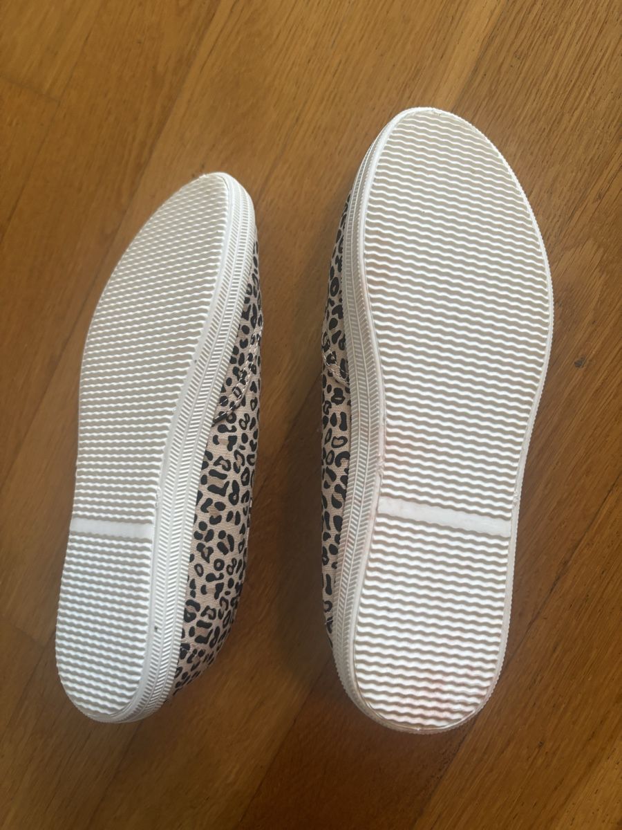 Scarpe da donna: Sneaker Leo, Gr. 38 – Nuovo (secondo la descrizione) da Oftringen venduto da violetta9 1