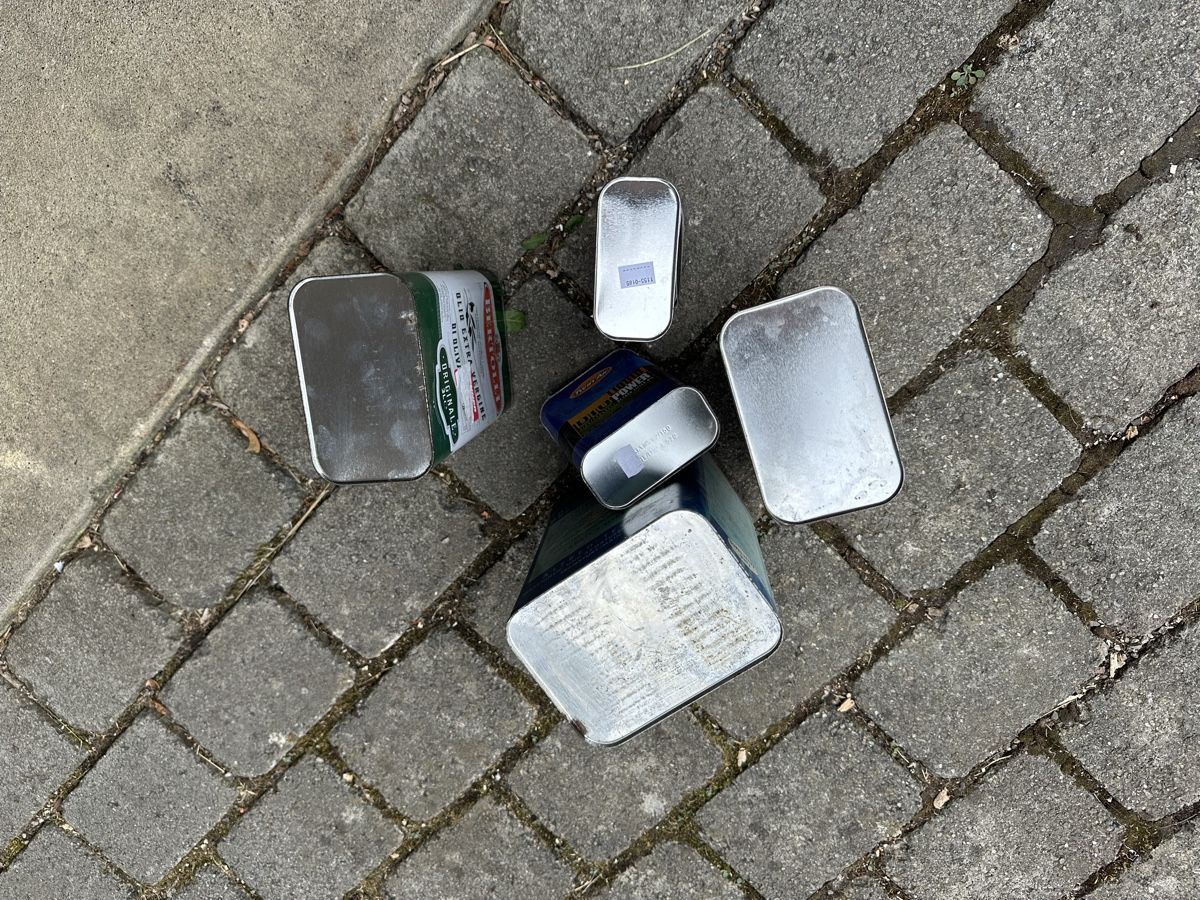 Sonstiges Fahrzeugzubehör: Oel Kanister 5Stk.  – Gebraucht aus Ueken von crxundevo8 3