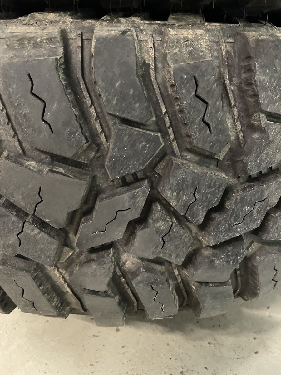 Pneumatici & Ruote complete: Cooper STT 275/65R18 MudTerrain – Usato da Heitenried venduto da Alpuchalb 4