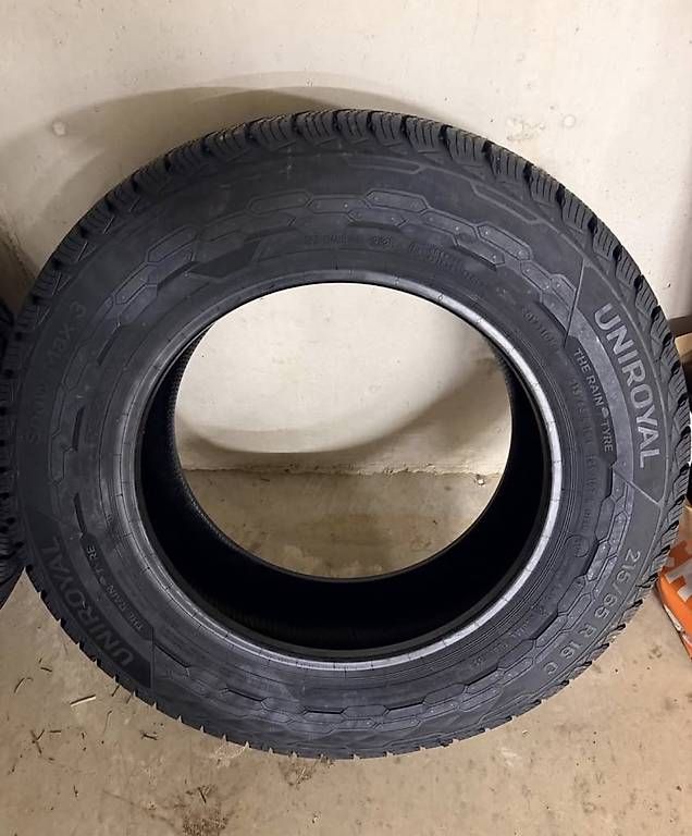 Pneus & Kompletträder: UNIROYAL SNOW MAX 3 215/65 R16C – Neu und originalverpackt aus Les Hauts-Geneveys von fordfucusrs10307 1