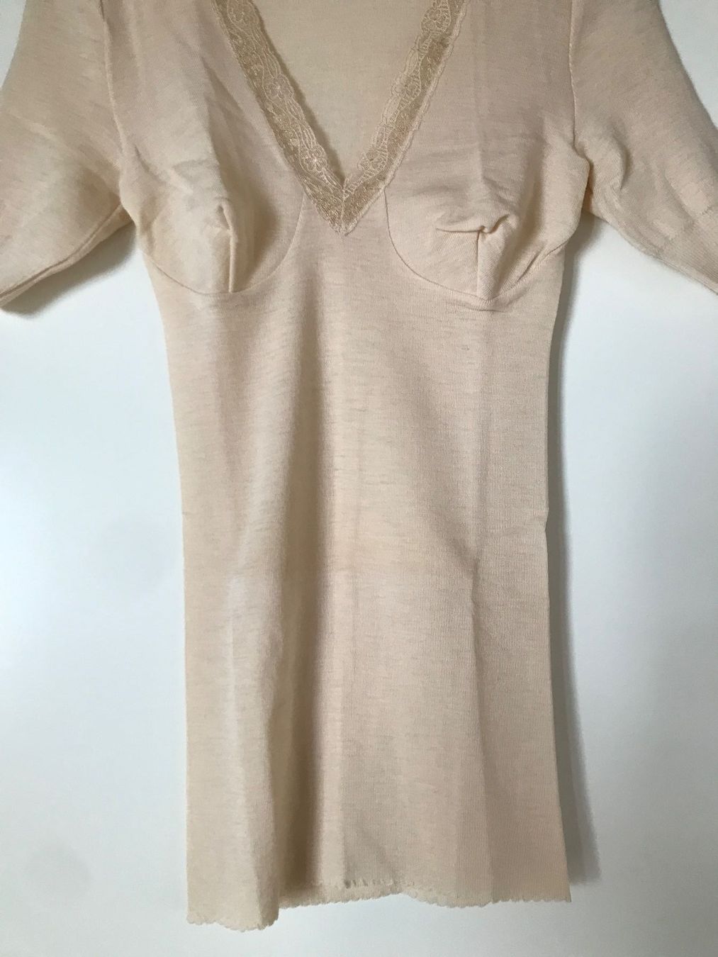 Hanro Altra biancheria intima: HANRO beige dentelle, taille ça parfait état – Usato da Grimisuat venduto da eliseba88 4