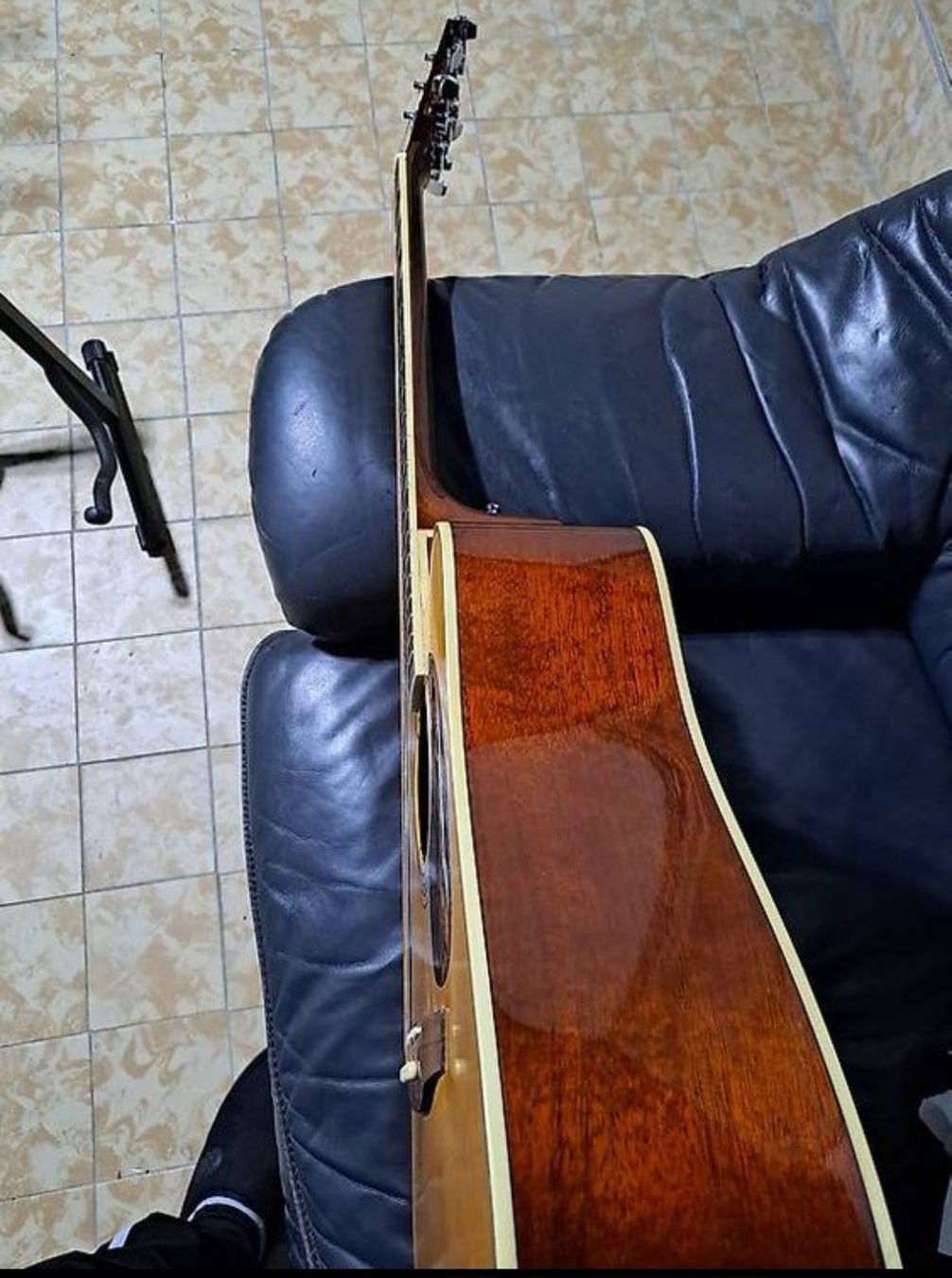 Strumenti musicali: Westerngitarre Original COLLINS CD 28 cent – Usato da Laufenburg venduto da agi_7dfm 1