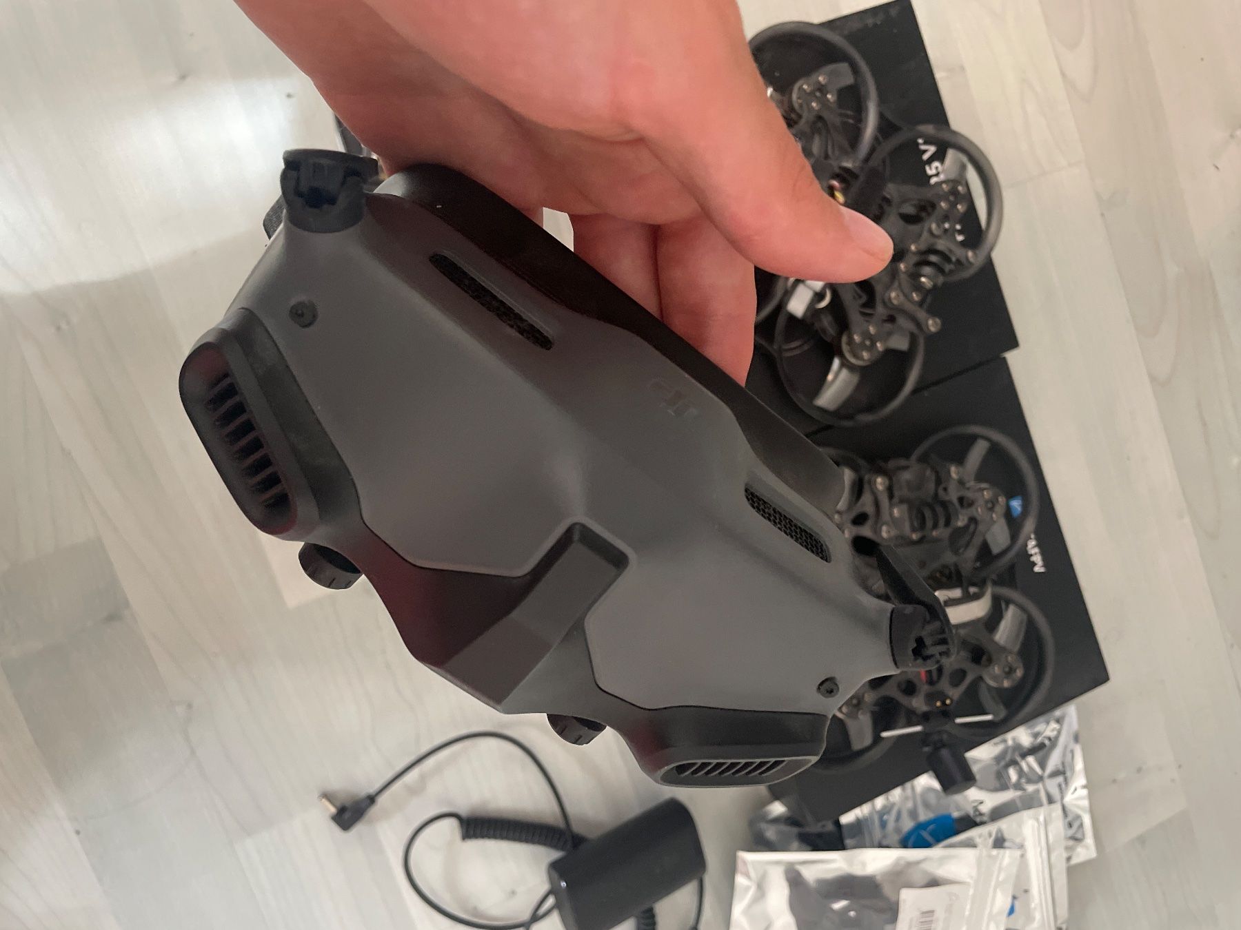 DJI RC Modellbau: DJI Goggles 2 + DJI 03 + 2x Pavo 25 V2 – Gebraucht aus Buchs ZH von NilsBilang 1