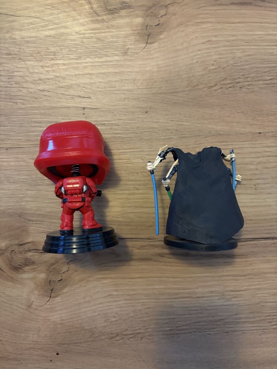 Star Wars Figuren: 2 Star Wars Figuren  – Gebraucht aus Bern von TC97 1