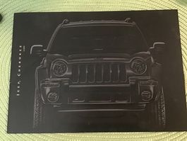 Jeep Cherokee Verkaufsprospekt 28 Seiten September 2001